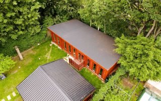 Loghouse.ie log cabin. Top quality log house products.