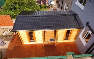 Loghouse.ie log cabin. Top quality log house products.