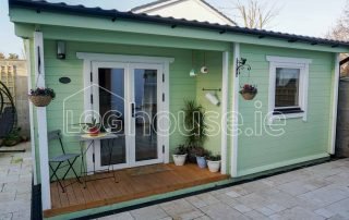 Log Cabin One Bed Type C Front