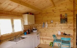 Three Bed Type A Log Cabin Kitchen